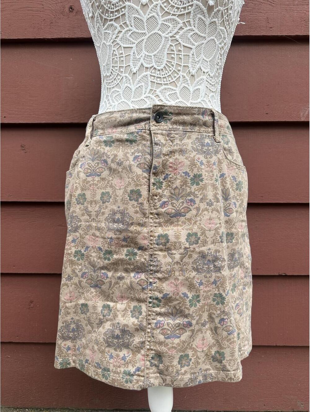 Sonoma Vintage Floral Print‎ Corduroy Mini Skirt